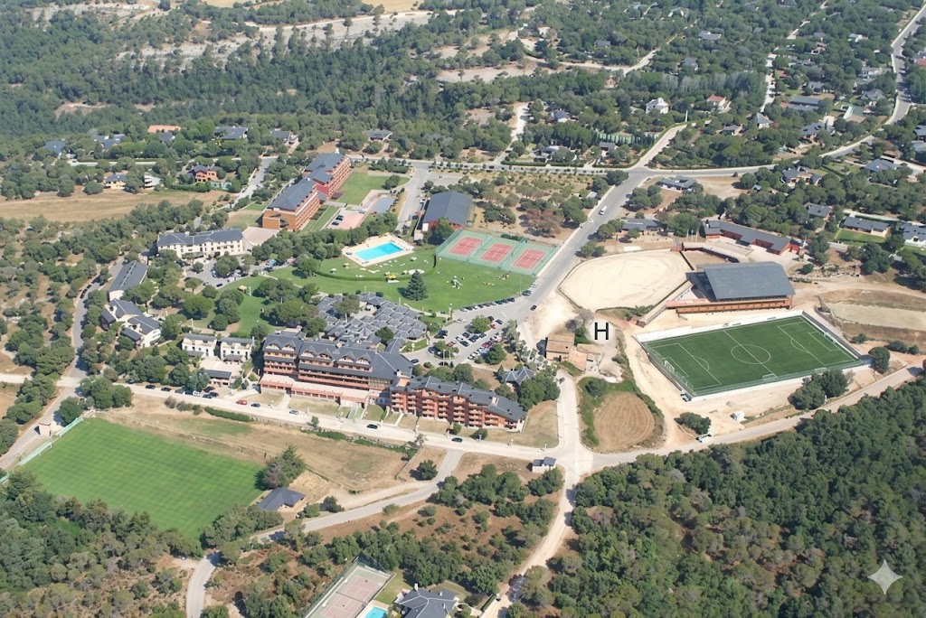 Montanyà Hotel & Lodge