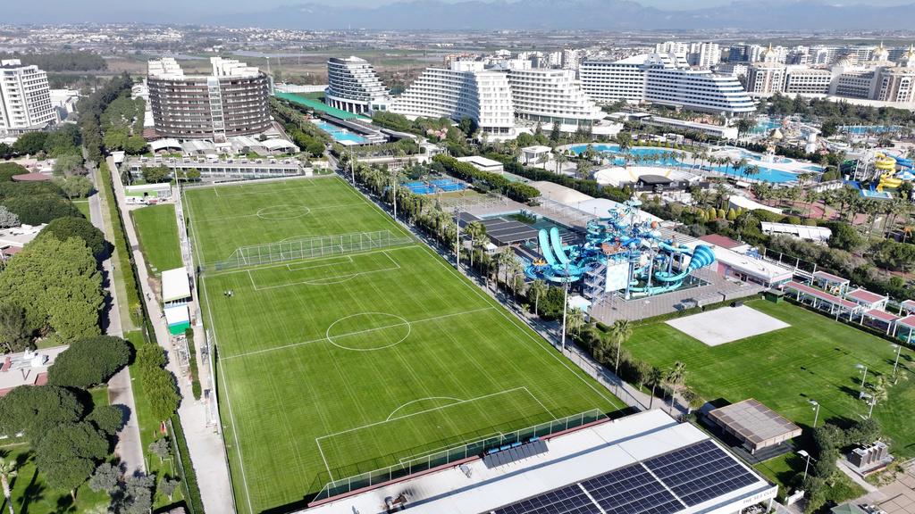 Nirvana Cosmopolitan